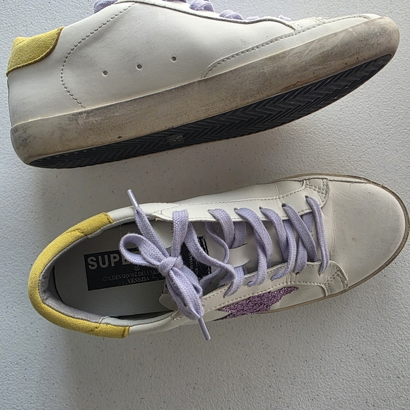 Casual Style Sneaker - Picture 3 of 10